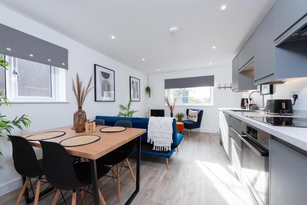 Stratford-Upon-Avon Luxury Snug With Free Parking Apartment Exterior photo